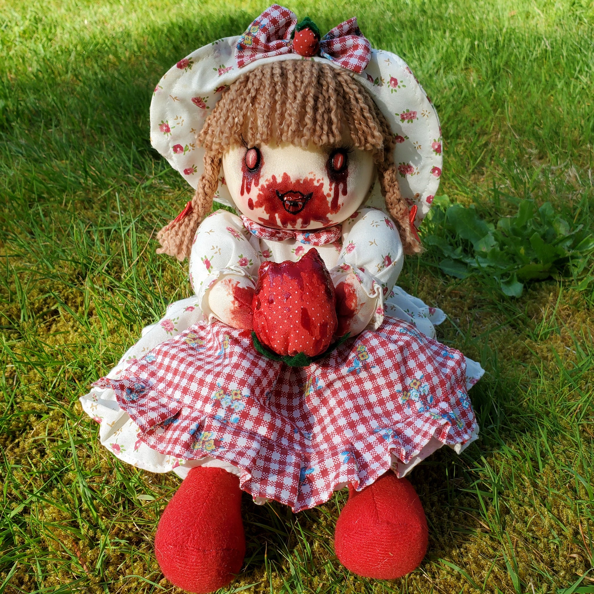 'STRAWBABY DEATHCAKE' MOVING MUSICAL DOLL