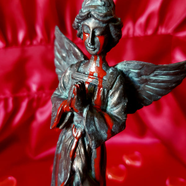 BLOODY ANGEL FIGURINE