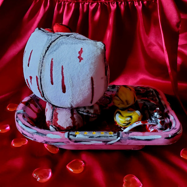 'BLOODY BATH TIME' HELLO KITTY PLUSH SET