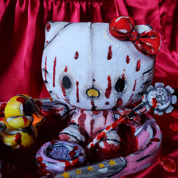 'BLOODY BATH TIME' HELLO KITTY PLUSH SET