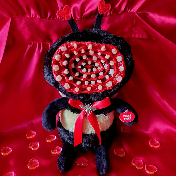 'THE HUGGER' TALKING BEE PLUSH