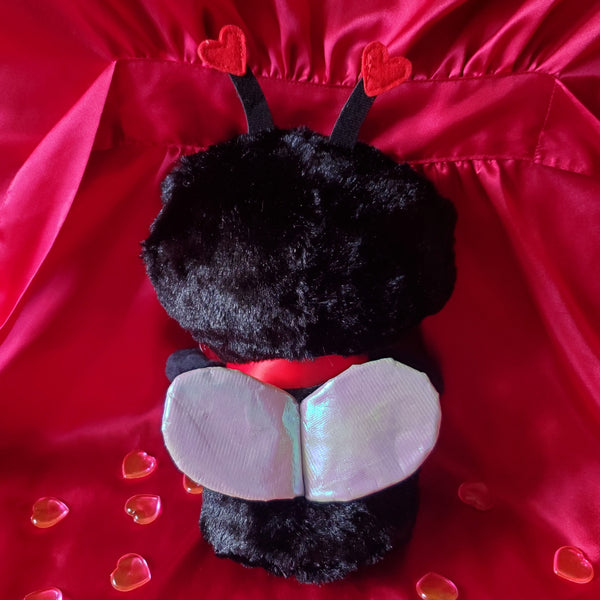 'THE HUGGER' TALKING BEE PLUSH