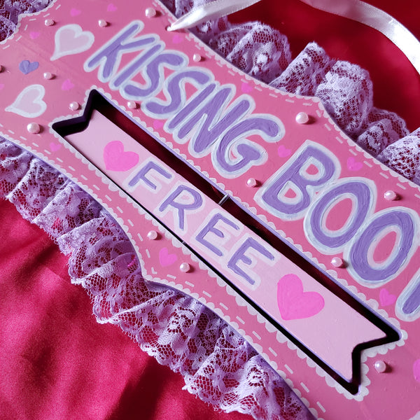 KISSING BOOTH WALL DECOR