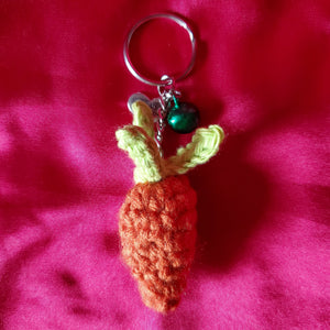 CROCHET CARROT KEYCHAIN