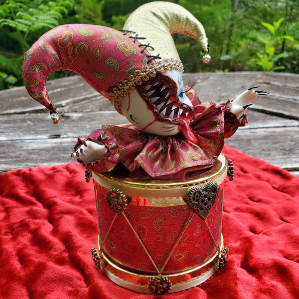 'FUNNY DEMONS' CLOWN MUSIC BOX