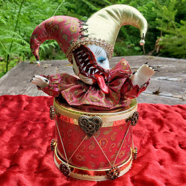 'FUNNY DEMONS' CLOWN MUSIC BOX
