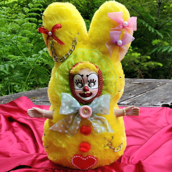 PEEPIN' CLOWN PLUSH